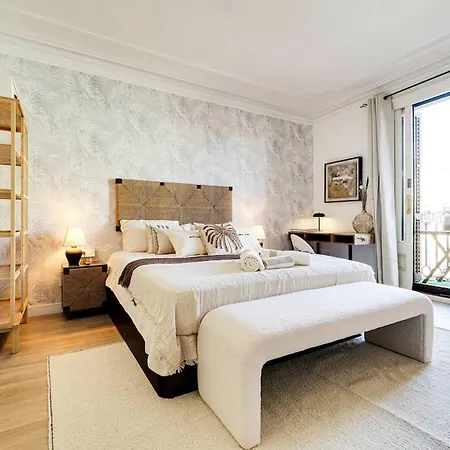 Casa Modernista En Paseo De Gracia *