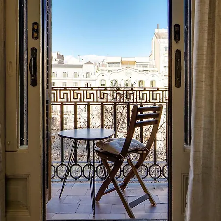Casa Modernista En Paseo De Gracia