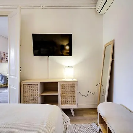 Apartment Casa Modernista En Paseo De Gracia Barcelona