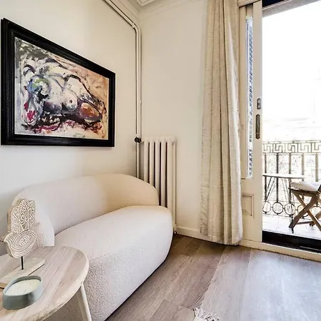 Casa Modernista En Paseo De Gracia